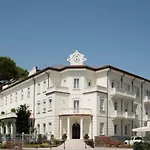 Grand Da Vinci מלון צ'סנטיקו