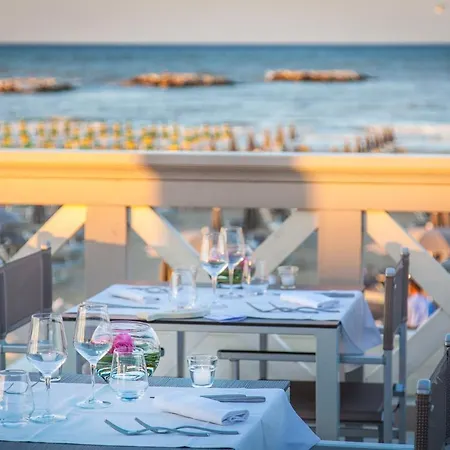 Grand Da Vinci Hotel 5*