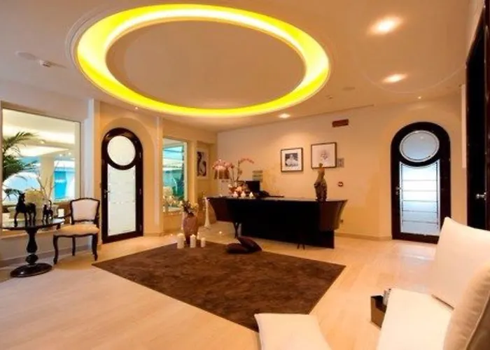 Отель Grand Da Vinci 5*