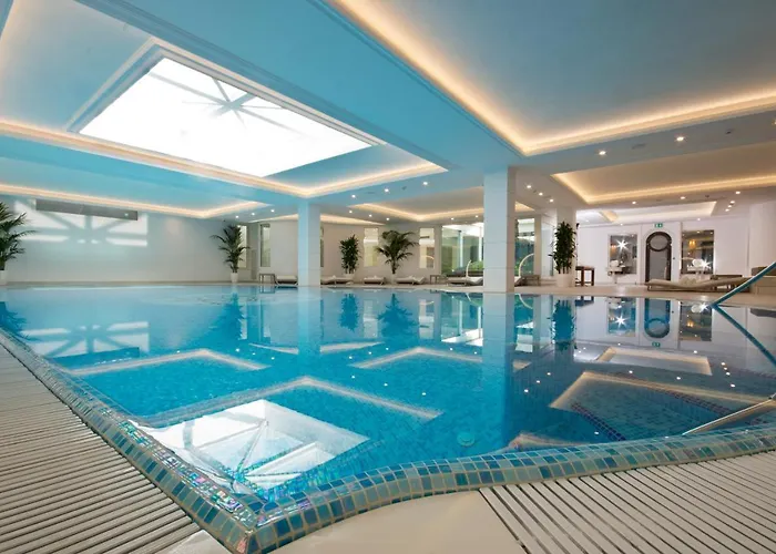 Отель Grand Da Vinci 5*