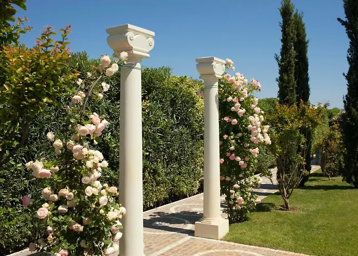 Grand Da Vinci Отель Чезенатико