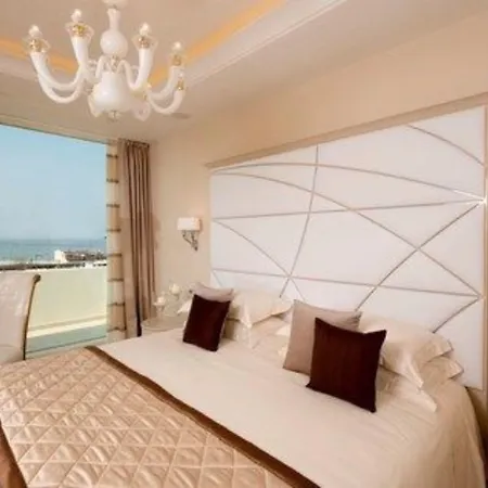 Grand Da Vinci Hotel 5*