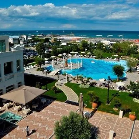 Hotel Grand Da Vinci 5*