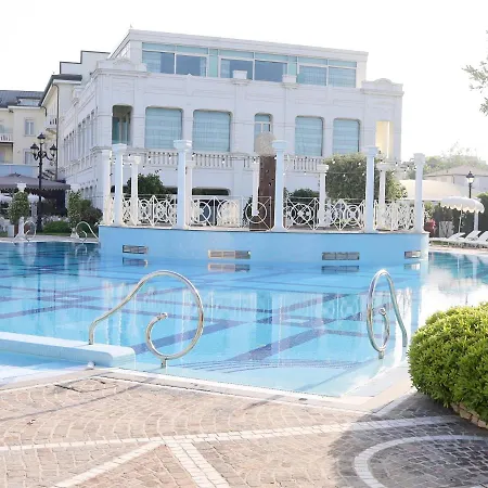 Grand Da Vinci Hotel