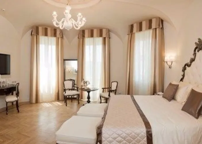 Hotel Grand Da Vinci