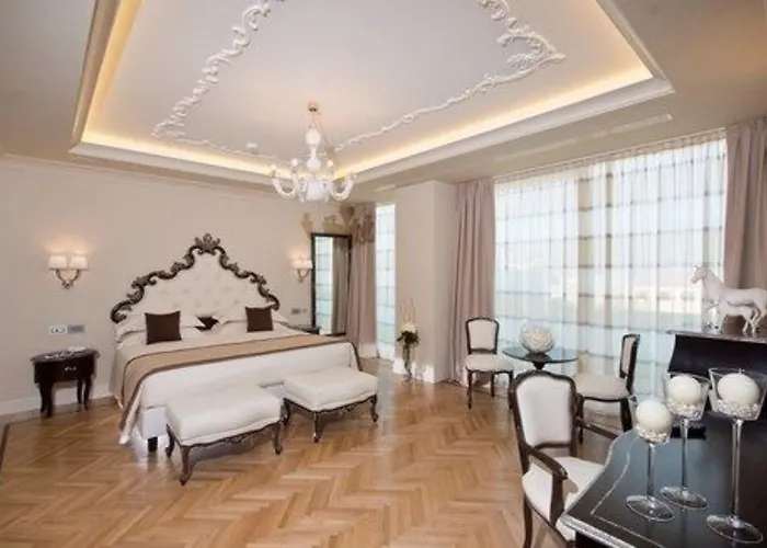 Ξενοδοχείο Grand Da Vinci 5*